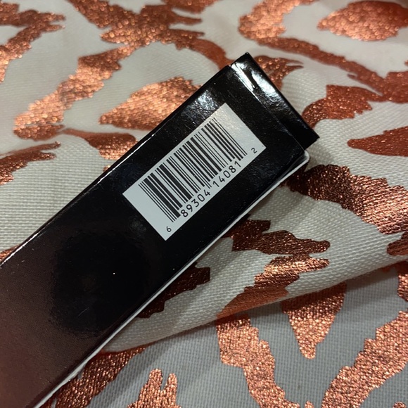 Anastasia Beverly Hills Lash Brag Volumizing Mascara - Picture 7 of 7